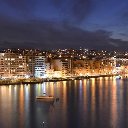 Spectacular Apartment Valletta And Harbour Views Sliema Ngoại thất bức ảnh